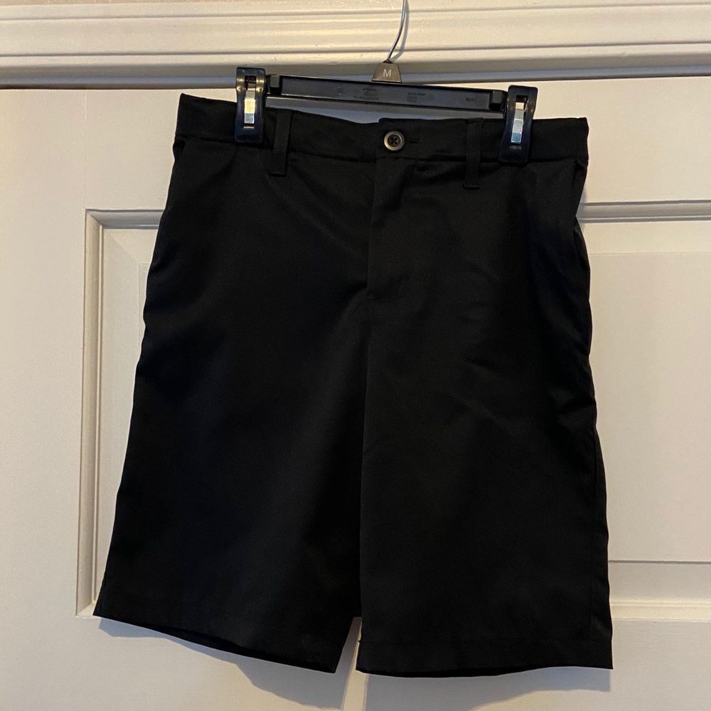 Under Armour golf shorts